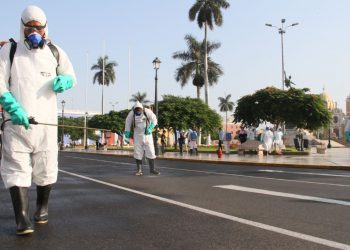 Áncash: Pesquera Hayduk realizó limpieza y desinfección calles de Coishco