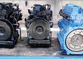 Motores fuera de borda de gasolina y motores de ciclo diésel en buques y embarcaciones de pesca