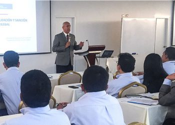 Ministerio de la Producción capacita a 100 inspectores para fiscalizar acciones en el litoral peruano