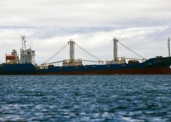 Ecuador: embajador de China afirma que barcos pesqueros cerca de Islas Galápagos cumplen regulaciones