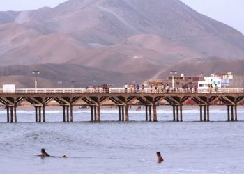 Cañete: Indeci confirma retiro del mar en playa Cerro Azul y hace llamado a la calma