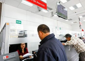 Ejecutivo simplifica trámites administrativos en el sector Producción