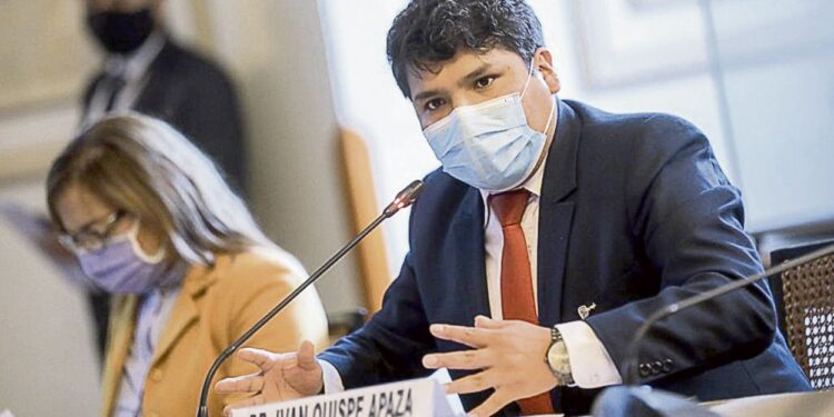 Ministerio de la Producción dará créditos para 600 pescadores por año