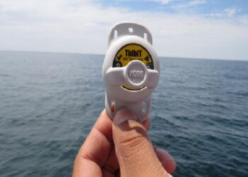 Piura: instalan sensor electrónico en mar de Sechura para trabajar alerta temprana