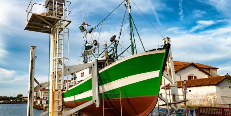 Tecnologías de alto desempeño para protección en naves pesqueras