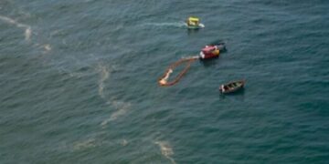 Derrame de petróleo: Ministerio del Ambiente impulsará atención a pescadores afectados de Huacho