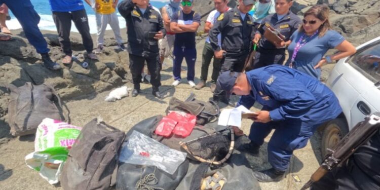 Áncash: sujetos son intervenidos porque pescaban con explosivos en playas de Casma