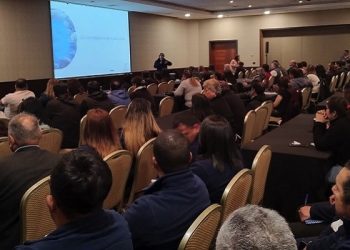 Líderes sindicales del sector acuícola analizaron el futuro de la industria