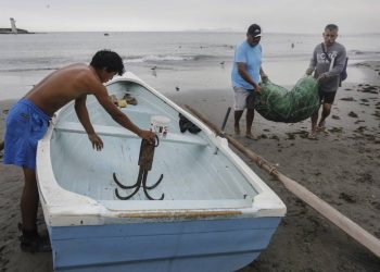 Gobierno trabaja en la prevención y capacitación de pescadores frente al Fenómeno El Niño
