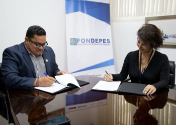 FONDEPES y PRODELPHINUS implementarán talleres para mujeres de comunidades pesqueras a nivel nacional