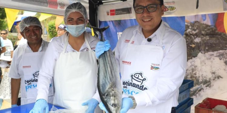 Tumbes: Más de 900 socias participan en programa de capacitación «Cocinando con pescado»