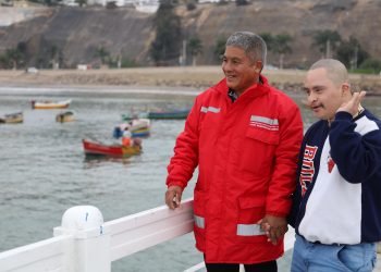 Juntos en el mar: la historia de un pescador artesanal y su hijo en el DPA de Chorrillos