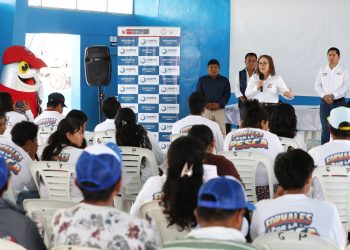 Sanipes capacita a productores y comercializadores de conservas de pescado en certificación sanitaria y registro sanitario
