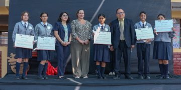 Sanipes designa a líderes escolares para promover la inocuidad alimentaria y sensibiliza a más de 400 estudiantes