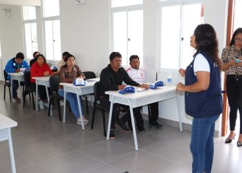 PRODUCE, a través del FONDEPES, ejecuta curso de formalización para pescadores artesanales en Ica, Piura y Lambayeque