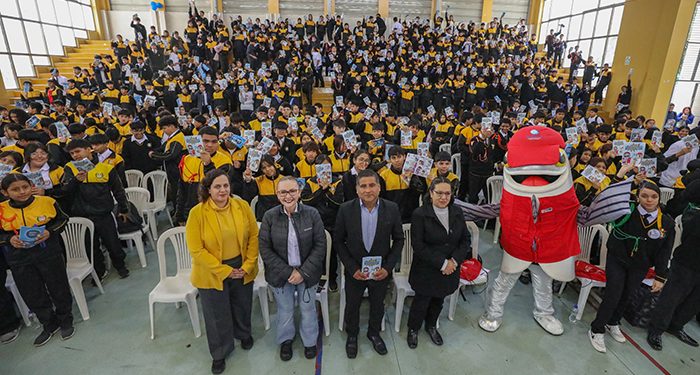 Sanipes nombró a 39 líderes escolares de inocuidad y sensibilizó a 2550 alumnos para prevenir ETAs en primer semestre del 2025