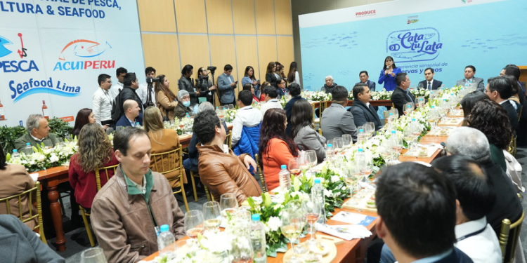 Ministra Desilú León destaca potencial de las conservas de pescado como producto de exportación