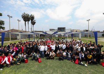 Escolares de Lima visitan Laboratorio de Sanipes y fortalecen su rol como líderes de la inocuidad alimentaria