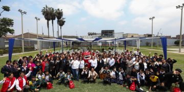 Escolares de Lima visitan Laboratorio de Sanipes y fortalecen su rol como líderes de la inocuidad alimentaria