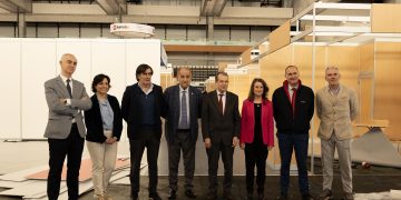 El alcalde de Vigo, Abel Caballero, visita el montaje de Navalia 2026 a pocos días de la apertura de la feria