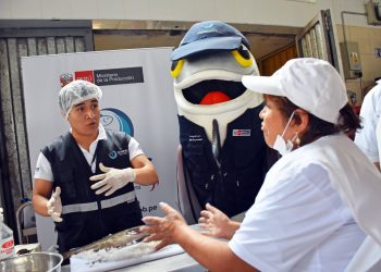 Sanipes fortalece capacidades de más de 6 mil actores del sector para reducir riesgos sanitarios en productos hidrobiológicos
