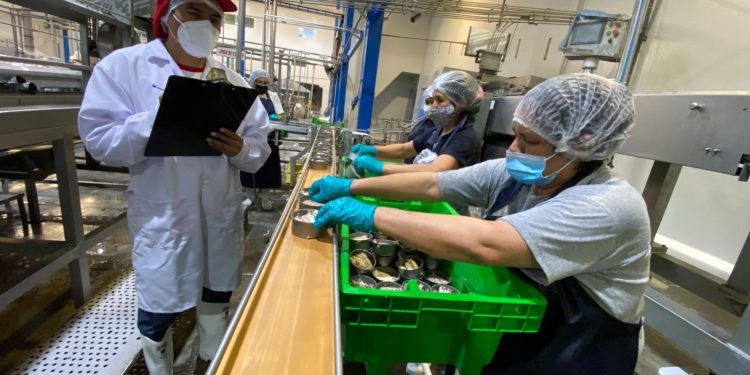 PRODUCE: emisión de registros sanitarios crece 27.9% e impulsa la comercialización segura de productos hidrobiológicos